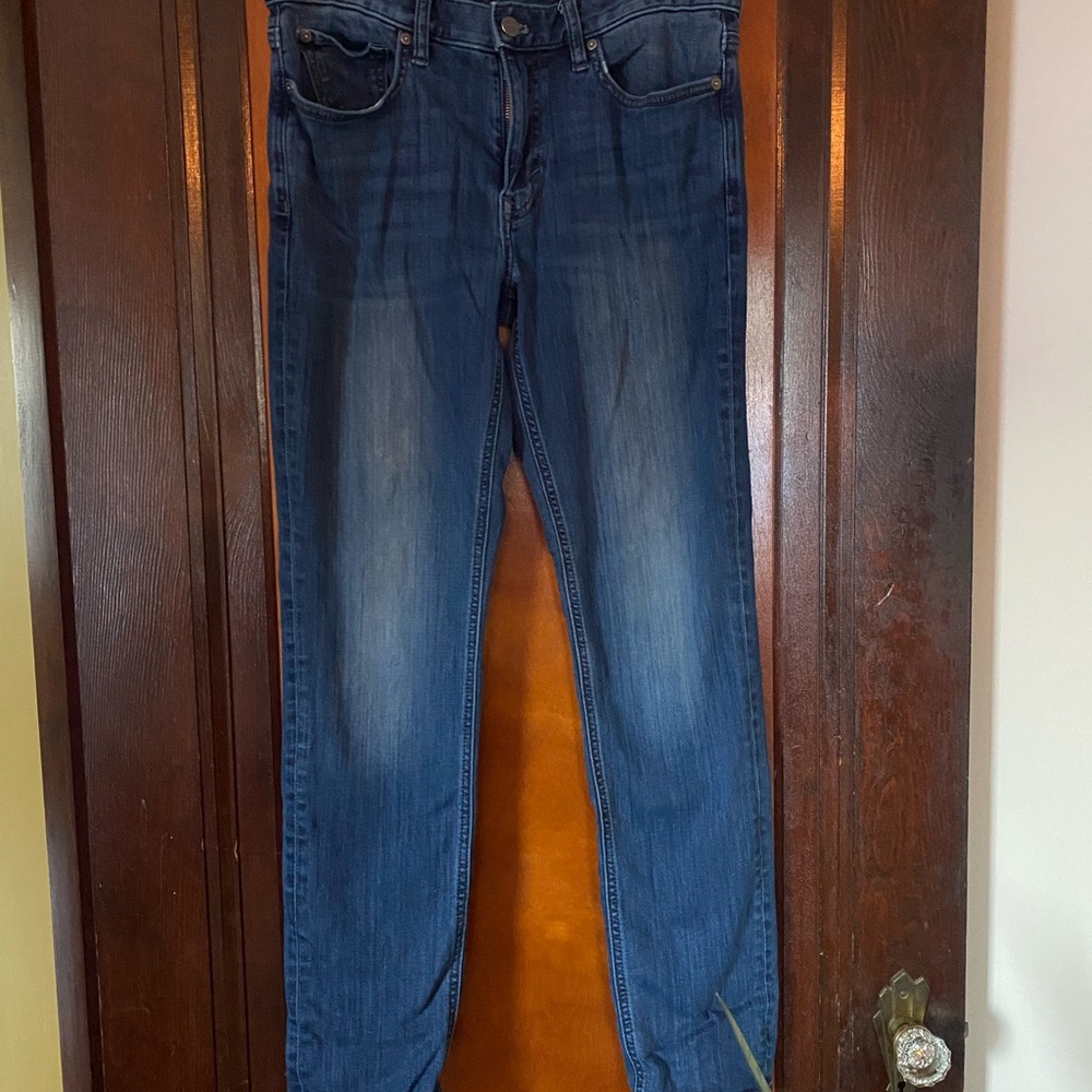 Men’s banane republic jeans.